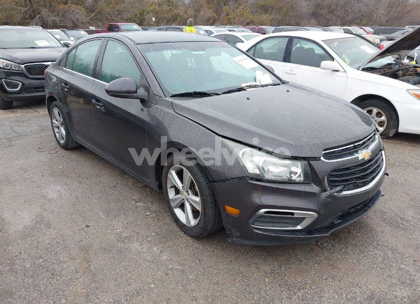 2015 Chevrolet Cruze 2LT AUTO (VIN 1G1PE5SB6F7221199) main photo