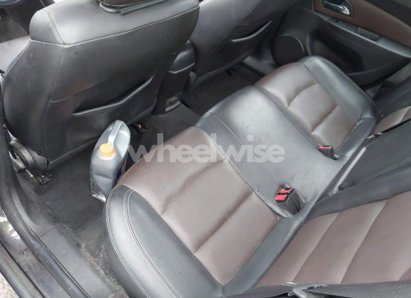 Photo 8 of 2015 Chevrolet Cruze 2LT AUTO (VIN 1G1PE5SB6F7221199)