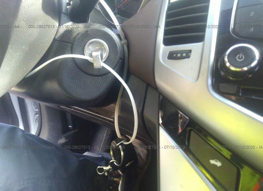 Photo 11 of 2015 Chevrolet Cruze 2LT AUTO (VIN 1G1PE5SB6F7223891)