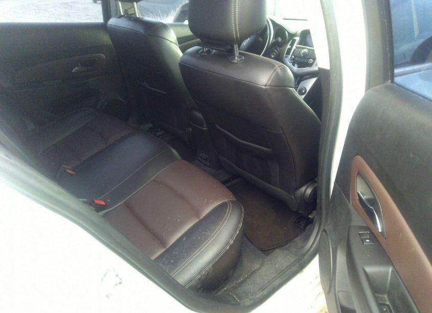 Photo 8 of 2015 Chevrolet Cruze 2LT AUTO (VIN 1G1PE5SB6F7223891)