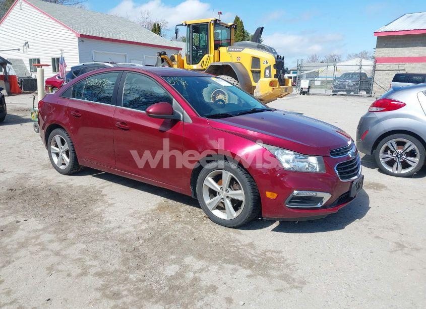 2015 Chevrolet Cruze 2LT AUTO (VIN 1G1PE5SB6F7275893) main photo