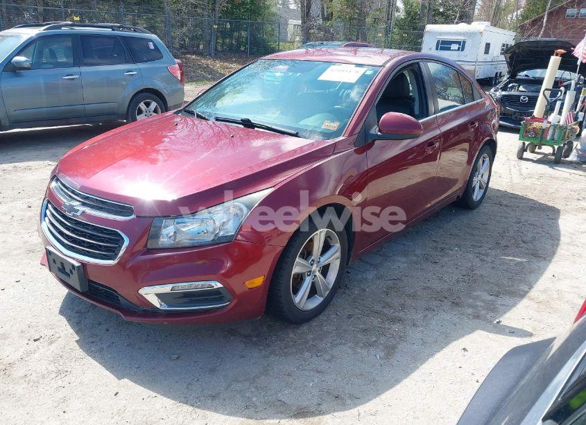 Photo 2 of 2015 Chevrolet Cruze 2LT AUTO (VIN 1G1PE5SB6F7275893)