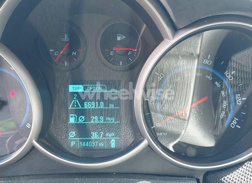 Photo 7 of 2015 Chevrolet Cruze 2LT AUTO (VIN 1G1PE5SB6F7275893)