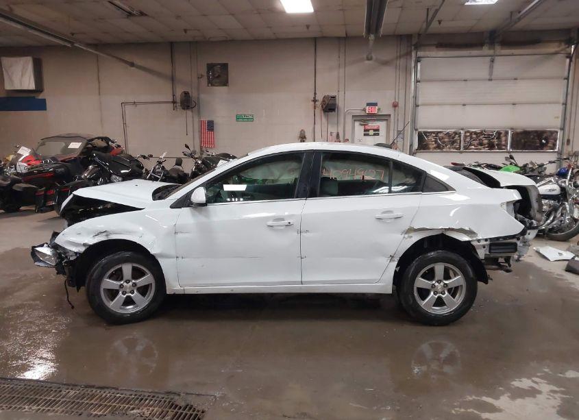 Photo 15 of 2016 Chevrolet Cruze LIMITED 1LT AUTO (VIN 1G1PE5SB6G7105048)