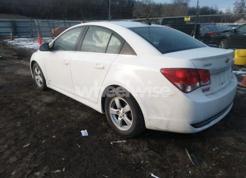 Photo 3 of 2016 Chevrolet Cruze LIMITED 1LT AUTO (VIN 1G1PE5SB6G7111612)