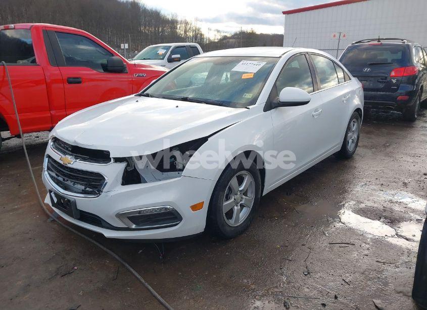 Photo 2 of 2016 Chevrolet Cruze LIMITED 1LT AUTO (VIN 1G1PE5SB6G7145050)