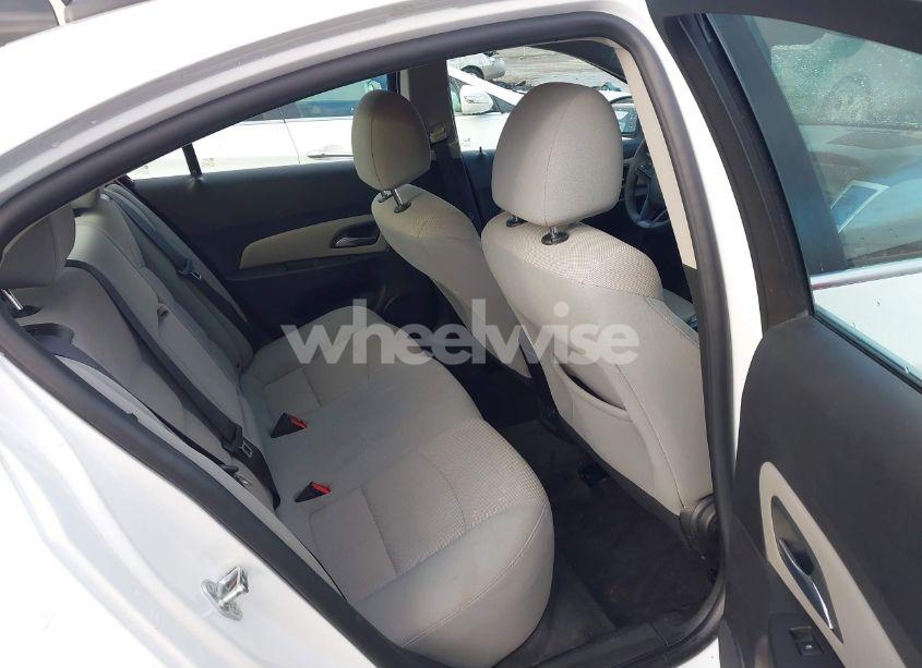 Photo 8 of 2016 Chevrolet Cruze LIMITED 1LT AUTO (VIN 1G1PE5SB6G7145050)