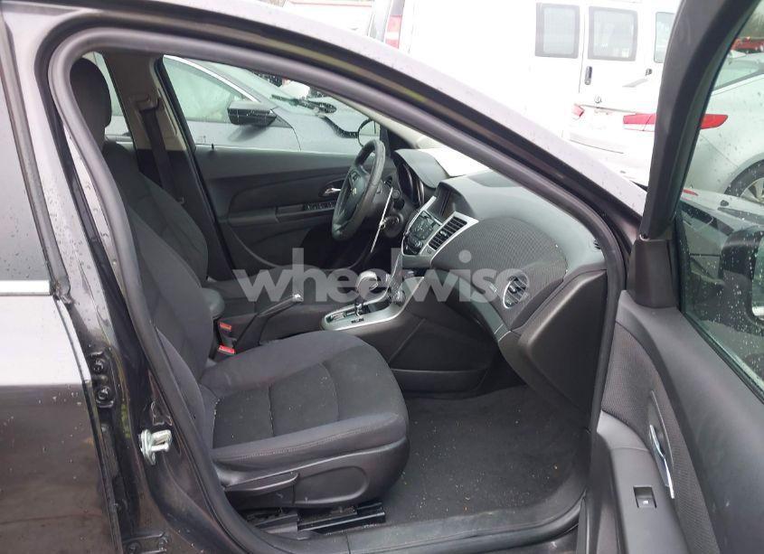 Photo 5 of 2016 Chevrolet Cruze LIMITED 1LT AUTO (VIN 1G1PE5SB6G7146344)