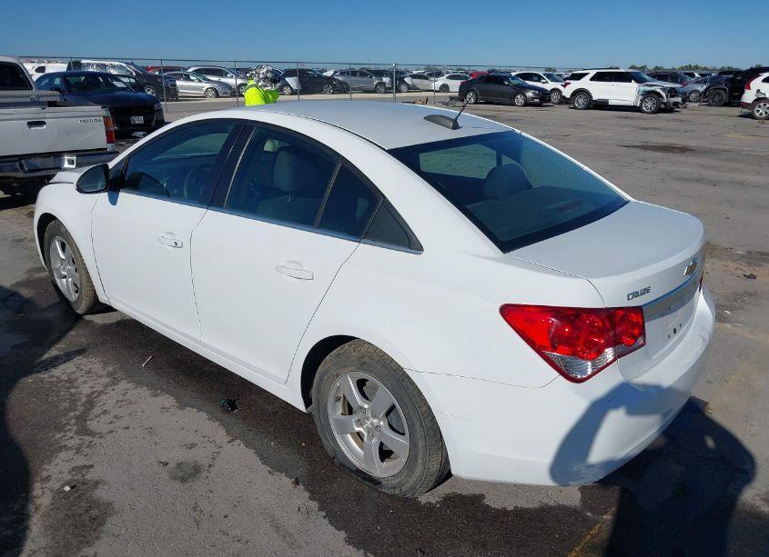 Photo 3 of 2016 Chevrolet Cruze LIMITED 1LT AUTO (VIN 1G1PE5SB6G7154170)