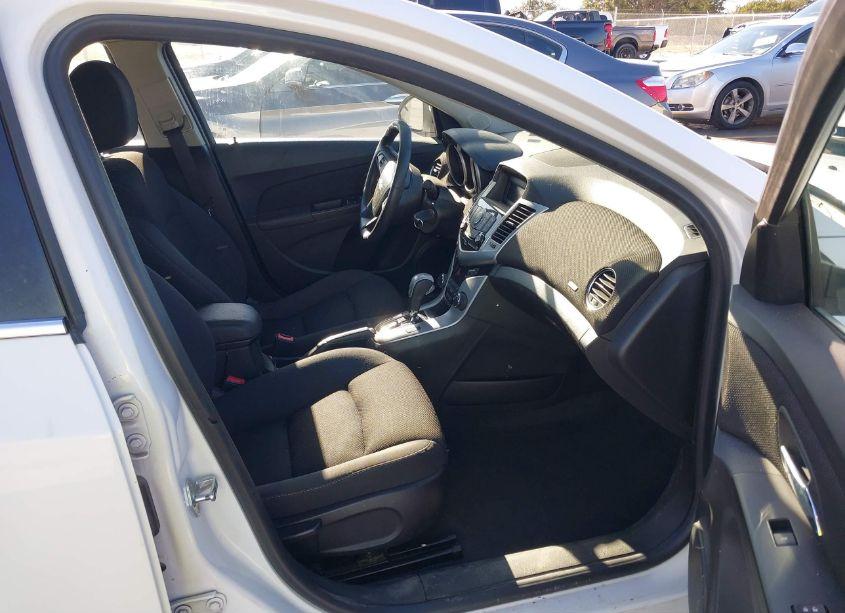 Photo 5 of 2016 Chevrolet Cruze LIMITED 1LT AUTO (VIN 1G1PE5SB6G7154170)