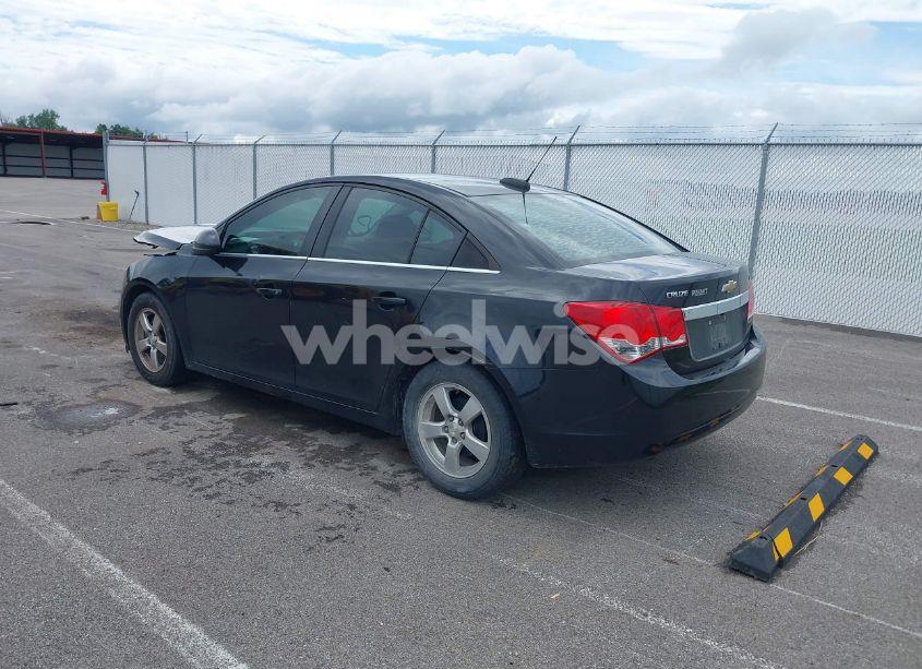 Photo 3 of 2016 Chevrolet Cruze LIMITED LT (VIN 1G1PE5SB6G7155111)