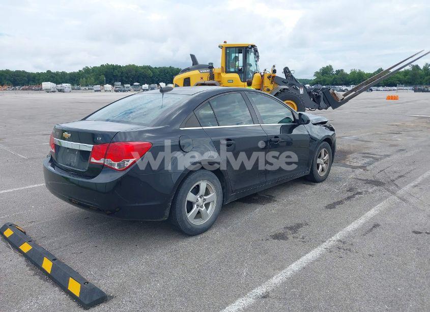 Photo 4 of 2016 Chevrolet Cruze LIMITED LT (VIN 1G1PE5SB6G7155111)