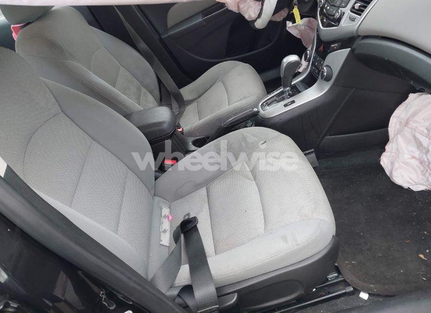 Photo 5 of 2016 Chevrolet Cruze LIMITED 1LT AUTO (VIN 1G1PE5SB6G7165136)