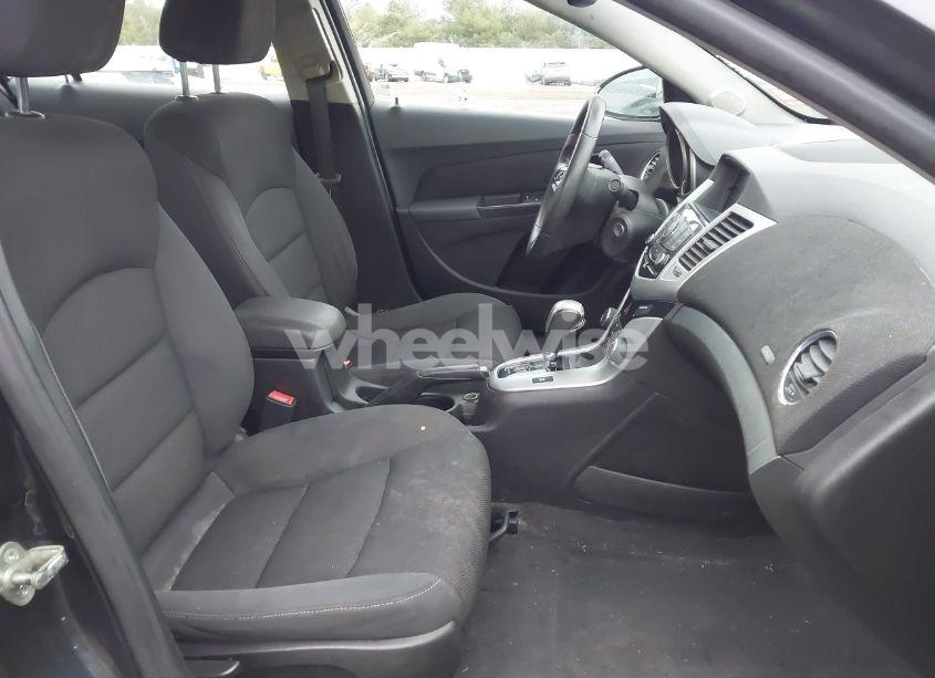 Photo 5 of 2016 Chevrolet Cruze LIMITED 1LT AUTO (VIN 1G1PE5SB6G7165508)