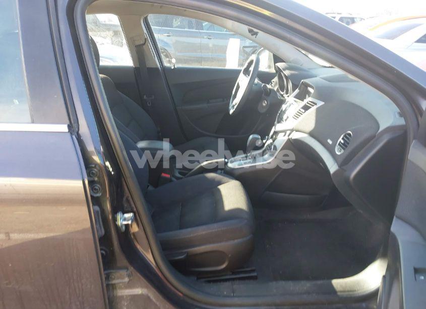 Photo 5 of 2016 Chevrolet Cruze LIMITED 1LT AUTO (VIN 1G1PE5SB6G7170689)