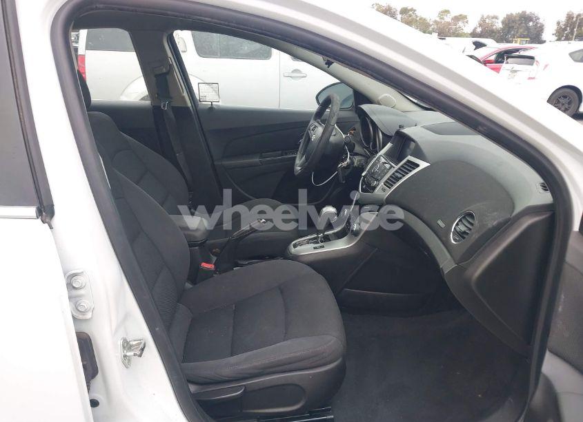 Photo 5 of 2016 Chevrolet Cruze LIMITED 1LT AUTO (VIN 1G1PE5SB6G7172071)