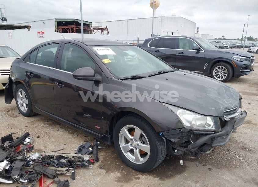 2016 Chevrolet Cruze LIMITED 1LT AUTO (VIN 1G1PE5SB6G7185273) main photo