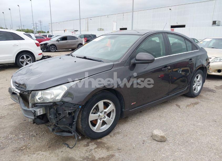 Photo 2 of 2016 Chevrolet Cruze LIMITED 1LT AUTO (VIN 1G1PE5SB6G7185273)