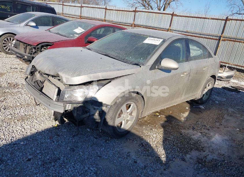 Photo 2 of 2016 Chevrolet Cruze LIMITED 1LT AUTO (VIN 1G1PE5SB6G7196452)