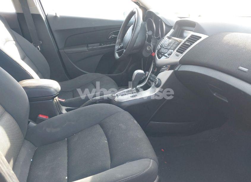 Photo 5 of 2016 Chevrolet Cruze LIMITED 1LT AUTO (VIN 1G1PE5SB6G7196452)