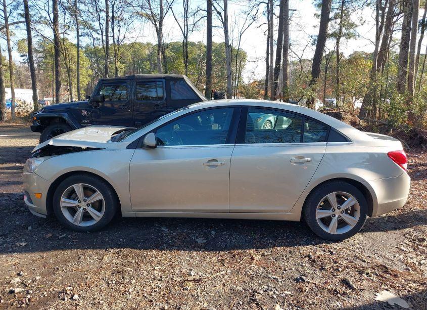 Photo 15 of 2013 Chevrolet Cruze 2LT AUTO (VIN 1G1PE5SB7D7103465)