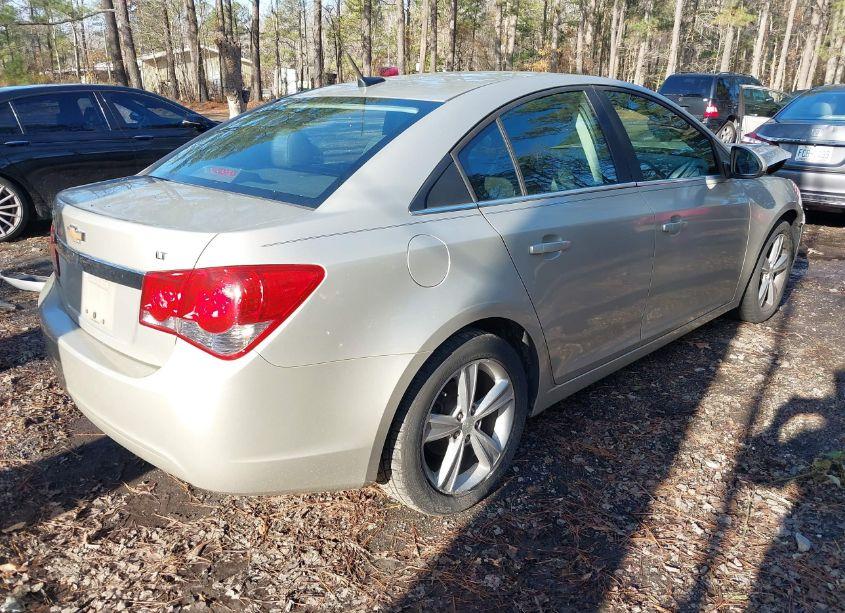 Photo 4 of 2013 Chevrolet Cruze 2LT AUTO (VIN 1G1PE5SB7D7103465)
