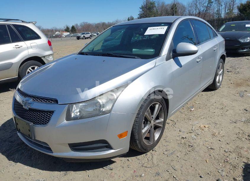 Photo 2 of 2013 Chevrolet Cruze 2LT AUTO (VIN 1G1PE5SB7D7144856)