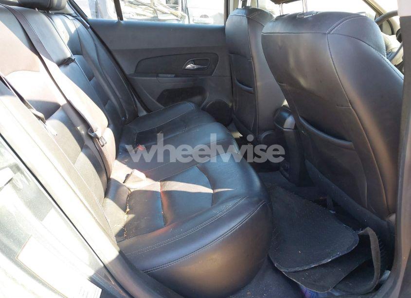 Photo 8 of 2013 Chevrolet Cruze 2LT AUTO (VIN 1G1PE5SB7D7183723)