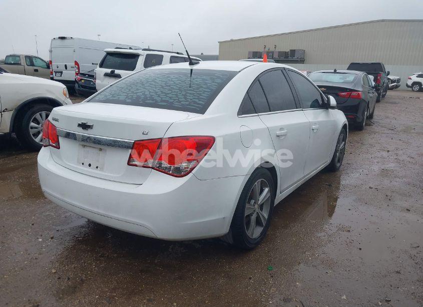 Photo 4 of 2014 Chevrolet Cruze 2LT AUTO (VIN 1G1PE5SB7E7123684)