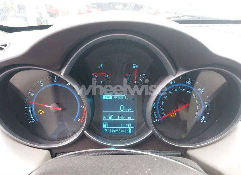 Photo 7 of 2014 Chevrolet Cruze 2LT AUTO (VIN 1G1PE5SB7E7123684)