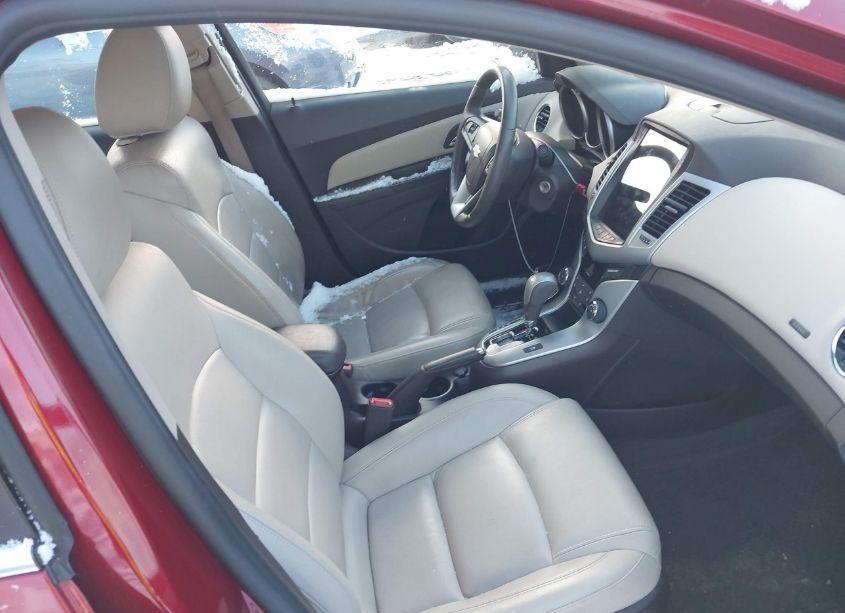 Photo 5 of 2014 Chevrolet Cruze 2LT AUTO (VIN 1G1PE5SB7E7214051)