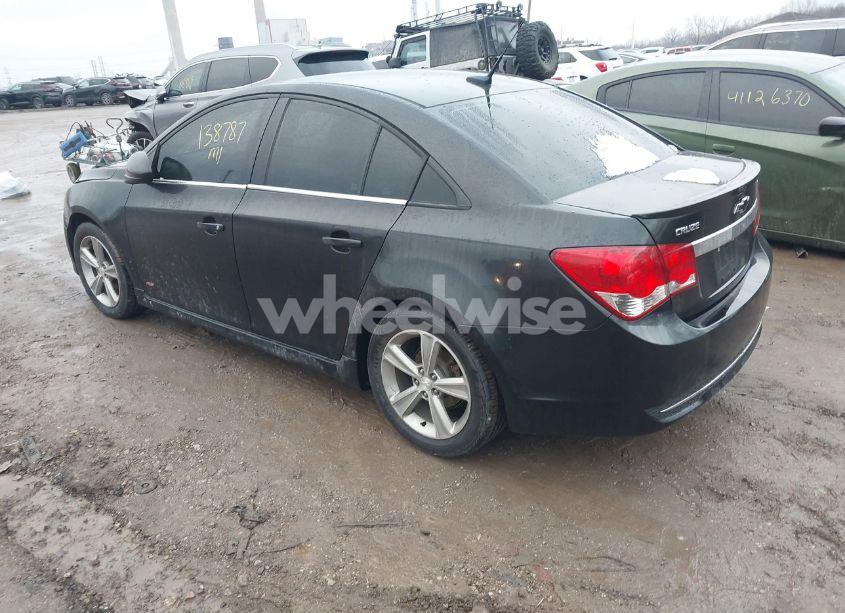 Photo 3 of 2014 Chevrolet Cruze 2LT AUTO (VIN 1G1PE5SB7E7235224)