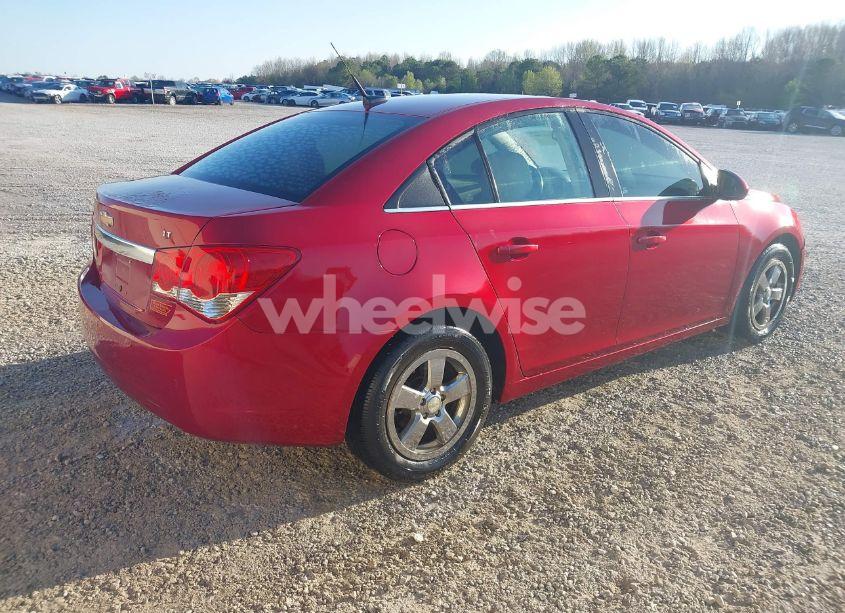 Photo 4 of 2014 Chevrolet Cruze 2LT AUTO (VIN 1G1PE5SB7E7357243)