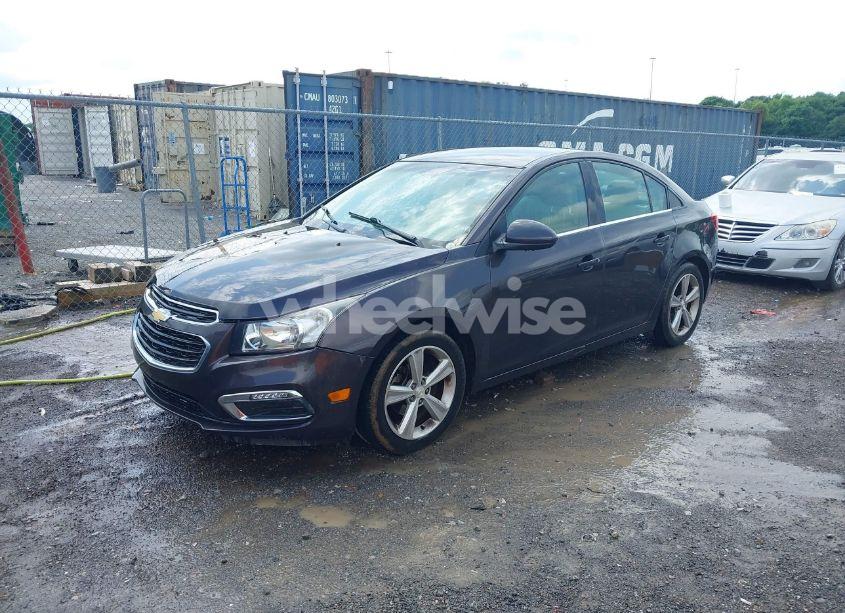 Photo 2 of 2015 Chevrolet Cruze 2LT AUTO (VIN 1G1PE5SB7F7186267)