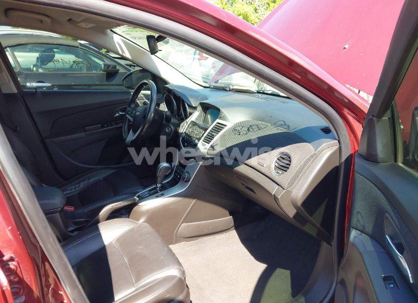 Photo 5 of 2015 Chevrolet Cruze 2LT AUTO (VIN 1G1PE5SB7F7218313)