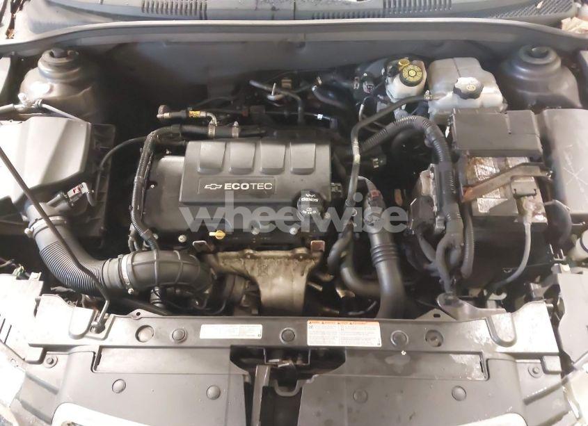 Photo 10 of 2015 Chevrolet Cruze 2LT AUTO (VIN 1G1PE5SB7F7233331)