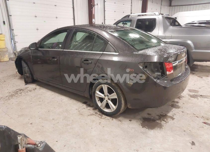 Photo 3 of 2015 Chevrolet Cruze 2LT AUTO (VIN 1G1PE5SB7F7233331)