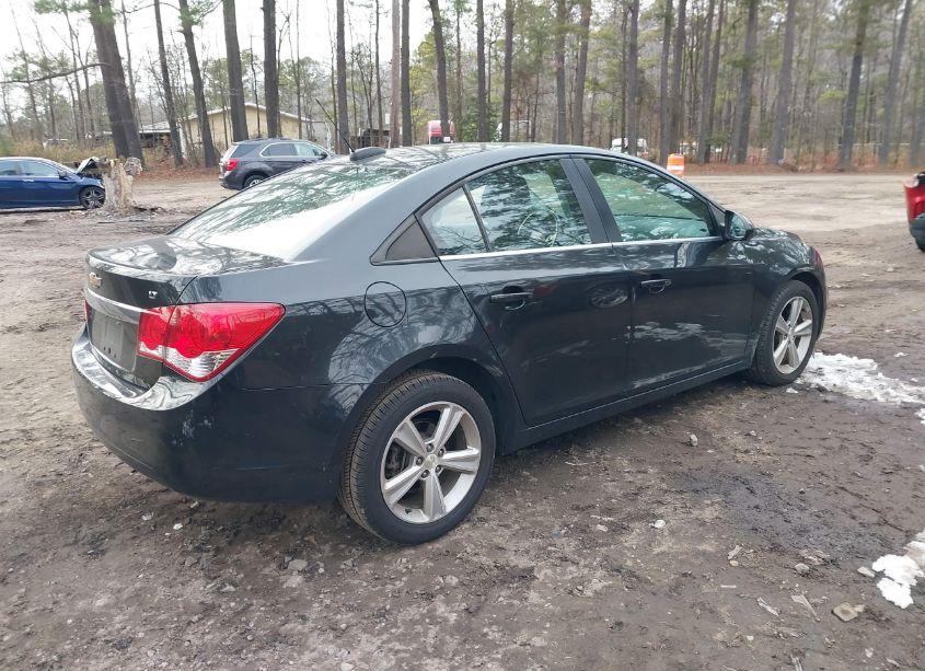 Photo 4 of 2015 Chevrolet Cruze 2LT AUTO (VIN 1G1PE5SB7F7278155)