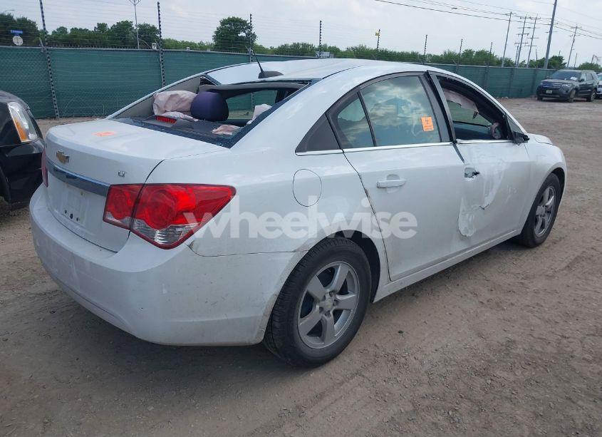 Photo 4 of 2016 Chevrolet Cruze LIMITED 1LT AUTO (VIN 1G1PE5SB7G7104510)