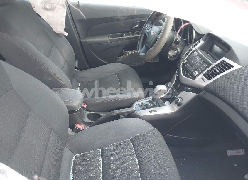 Photo 5 of 2016 Chevrolet Cruze LIMITED 1LT AUTO (VIN 1G1PE5SB7G7104510)