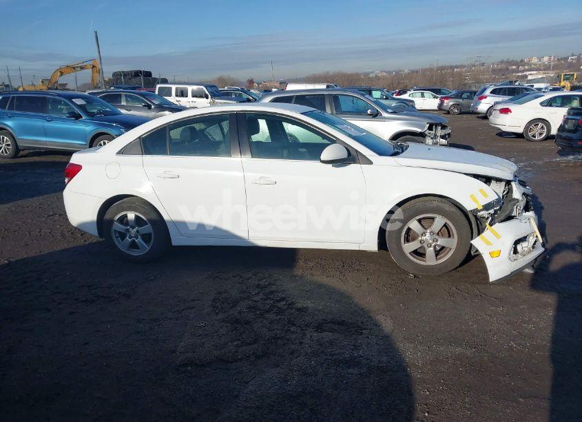 Photo 13 of 2016 Chevrolet Cruze LIMITED 1LT AUTO (VIN 1G1PE5SB7G7112509)