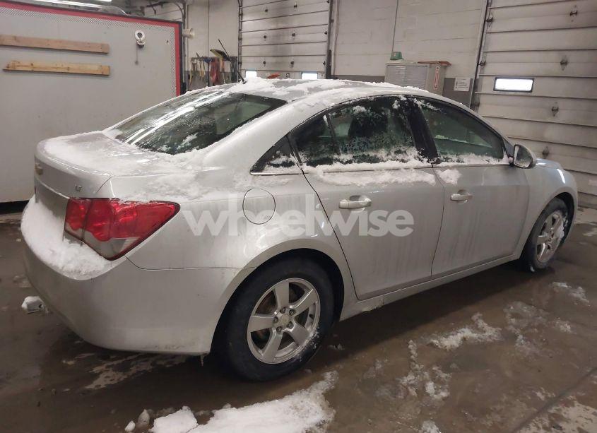 Photo 4 of 2016 Chevrolet Cruze LIMITED 1LT AUTO (VIN 1G1PE5SB7G7119654)