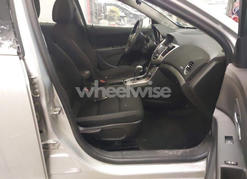 Photo 5 of 2016 Chevrolet Cruze LIMITED 1LT AUTO (VIN 1G1PE5SB7G7119654)