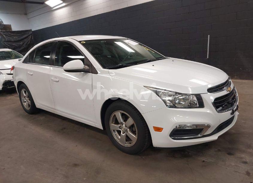 2016 Chevrolet Cruze LIMITED 1LT AUTO (VIN 1G1PE5SB7G7123655) main photo