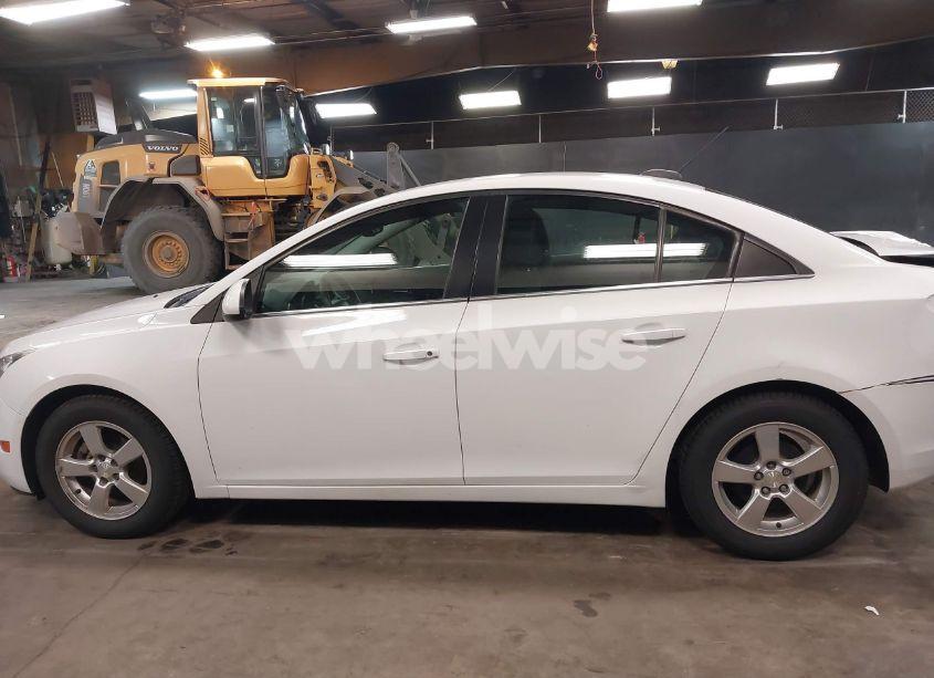Photo 14 of 2016 Chevrolet Cruze LIMITED 1LT AUTO (VIN 1G1PE5SB7G7123655)