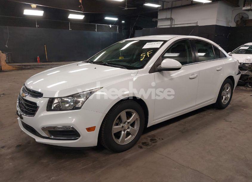 Photo 2 of 2016 Chevrolet Cruze LIMITED 1LT AUTO (VIN 1G1PE5SB7G7123655)