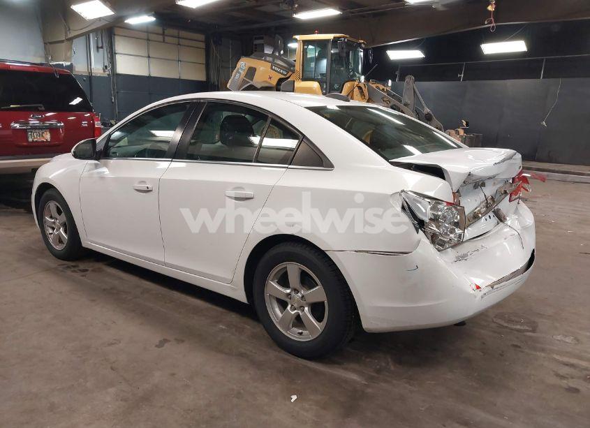 Photo 3 of 2016 Chevrolet Cruze LIMITED 1LT AUTO (VIN 1G1PE5SB7G7123655)