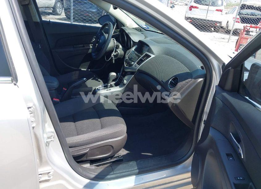 Photo 5 of 2016 Chevrolet Cruze LIMITED 1LT AUTO (VIN 1G1PE5SB7G7147051)