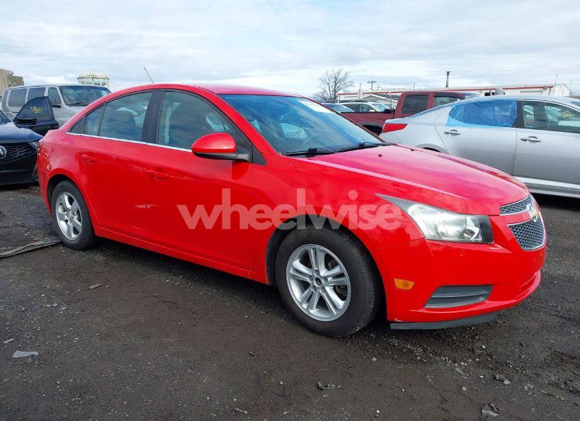 2016 Chevrolet Cruze LIMITED 1LT AUTO (VIN 1G1PE5SB7G7182656) main photo