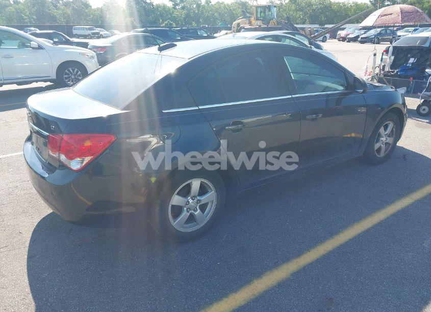 Photo 4 of 2016 Chevrolet Cruze LIMITED 1LT AUTO (VIN 1G1PE5SB7G7187064)